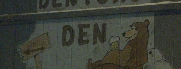 Denton's Den is one of Jackson is Pure Michigan.