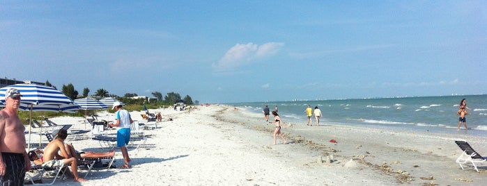 Sanibel Beach is one of Florida spots.