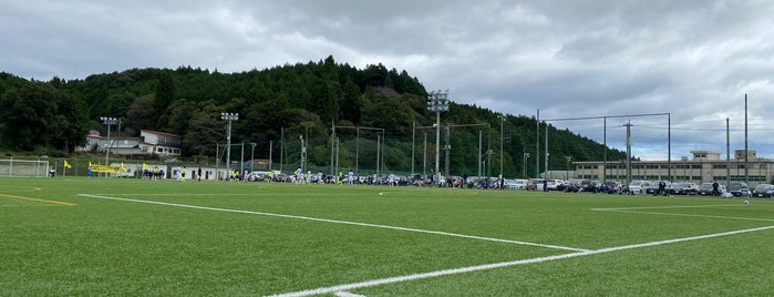 さくらグリーンフィールド is one of 廃校転用したサッカーグラウンド.