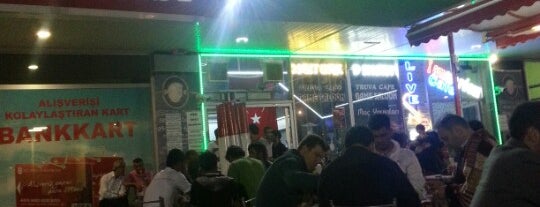 Truva Cafe & Bistro is one of Tempat yang Disukai Q.