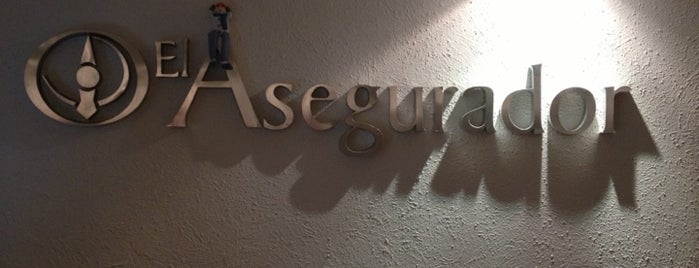 El Asegurador is one of สถานที่ที่ César ถูกใจ.