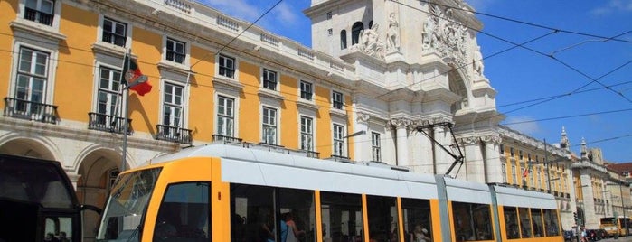 Arco da Rua Augusta is one of สถานที่ที่ 高井 ถูกใจ.