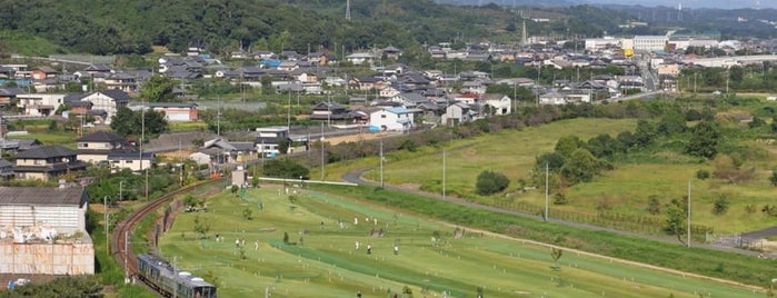 背ノ山 is one of Lugares favoritos de 高井.
