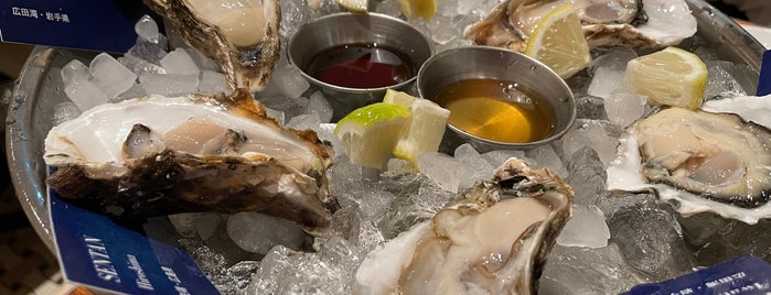 Boston Oyster & Crab is one of Lugares favoritos de 高井.