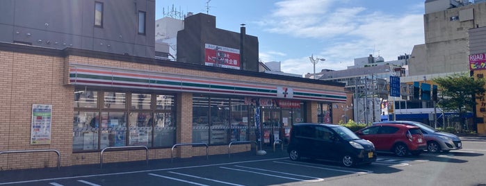 7-Eleven is one of Tempat yang Disukai Masahiro.