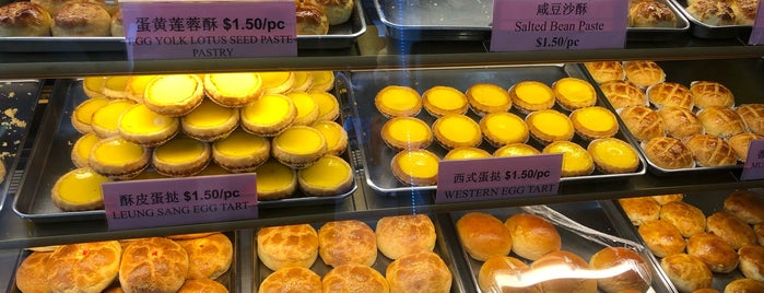 大聖餅家 Da Sheng Hong Kong Pastry is one of Singapore Food Trip.