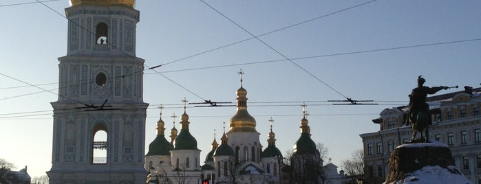 Sofiiska Square is one of Kyiv places, which I like..