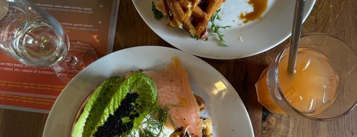 Waffle Bar is one of Warsaw brunch.