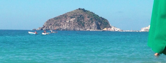 Spiaggia dei Maronti is one of Plavba.