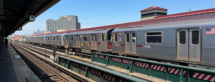 MTA Subway - 74th St/Roosevelt Ave/Jackson Hts (7/E/F/M/R) is one of MTA Subway - E Line.