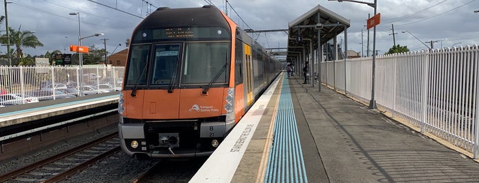 Platform 1 is one of Sydney Trains (K to T).