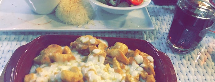 Globe Gastro is one of Posti che sono piaciuti a Hilal.