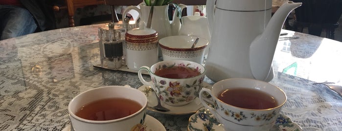 Clarinda's Tea Room is one of สถานที่ที่บันทึกไว้ของ Elise.