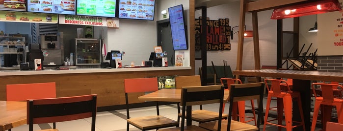 Burger King is one of Restaurantes.