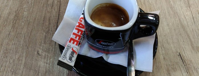 Segafredo is one of Fehérvári kávéházak,  teaházak.