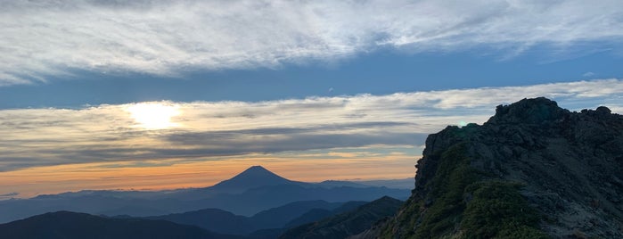 塩見岳 is one of 日本の3000m峰.