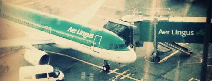 Dublin Airport (DUB) is one of Aeroporto.