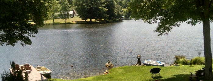 Lake Harwinton is one of ct parks.