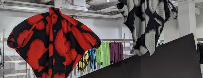 Issey Miyake is one of Thrifting in Paris.