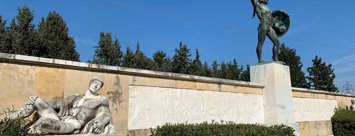 Spartan Leonidas Monument and Battlefield of Thermopylae is one of Lugares favoritos de Apostolos.