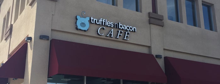 Truffles N Bacon Cafe is one of Need to eat in Vegas.