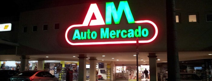 Auto Mercado is one of Lugares favoritos de Diego.