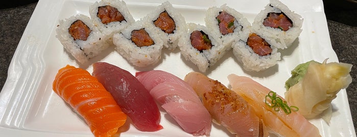 Ikiiki Sushi Bar is one of Lunch/Brunch.