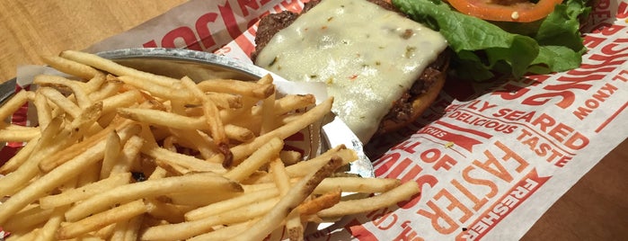 Smashburger is one of Sunnyvale Lunch.