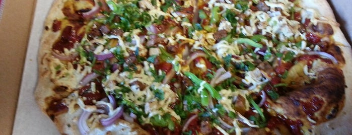 Cruzer Pizza is one of Vegan in Los Angeles.