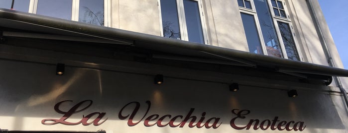 La Vecchia Enoteca is one of København todo.