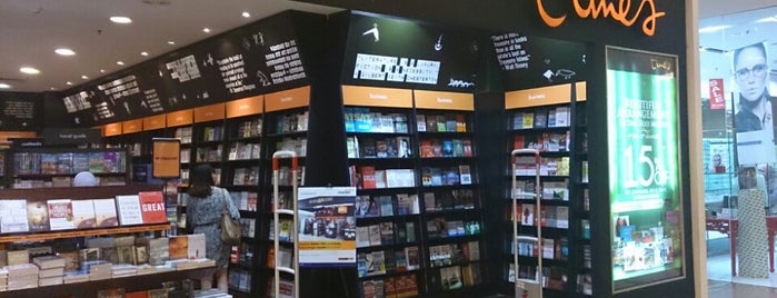 Times Bookstore is one of Lover 님이 좋아한 장소.