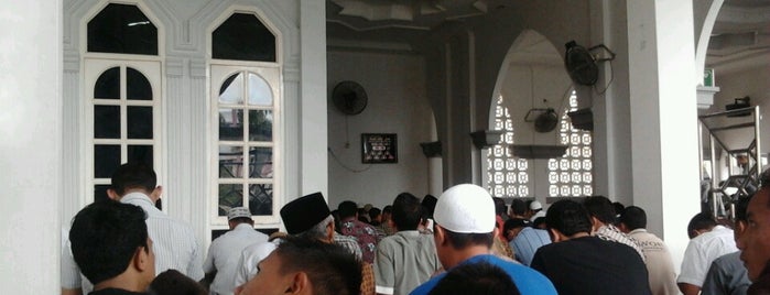 Masjid Baiturrahman is one of Rumah Allah In Medan.