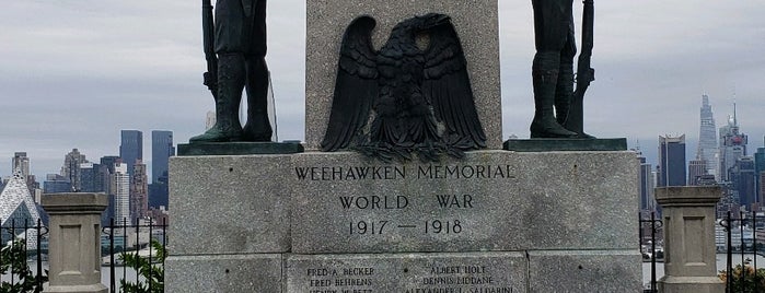 The Weehawken World War One Memorial is one of Tempat yang Disukai Lizzie.