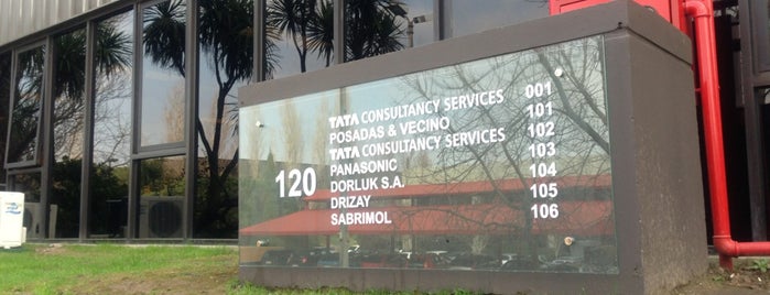 Tata Consultancy Services (120 Building) is one of Locais curtidos por Ana.