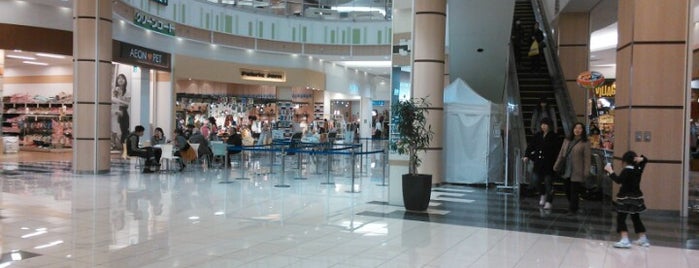 AEON Mall is one of Bm’s Liked Places.