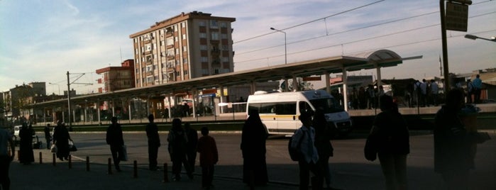 Arabayatağı Metro İstasyonu is one of M1 Emek - Kestel Metro Hattı.