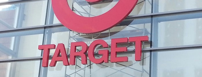 Target is one of Orte, die Stéphan gefallen.
