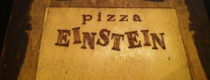 Pizza Einstein is one of Posti che sono piaciuti a Ivan.