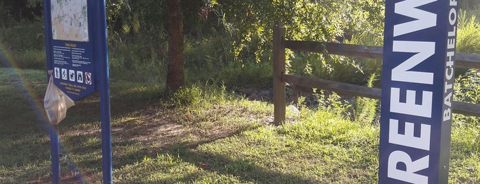 White Oak Greenway is one of Tom'un Beğendiği Mekanlar.