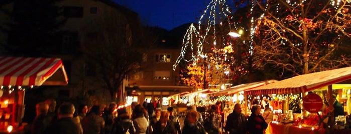 Mercatino di Natale “Polvere di Stelle a Lana” is one of Christmas Markets.