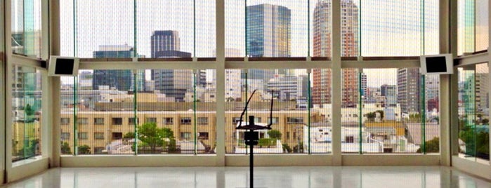 エスパス ルイ・ヴィトン 東京 is one of ベスト美術館.