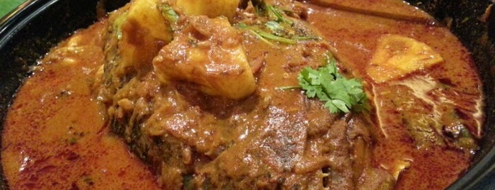 Muthu's Curry Restaurant is one of [todo] Singapole.