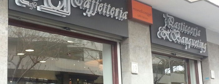 T&T Caffetteria is one of Locais curtidos por Daniele.