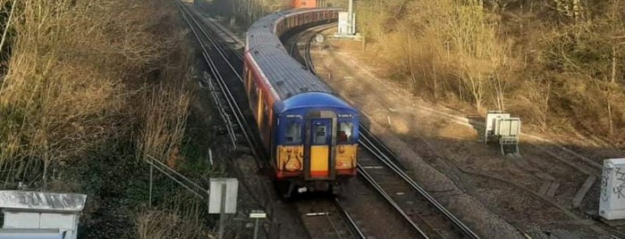 Effingham Junction Railway Station (EFF) is one of England Rail Stations - Surrey.