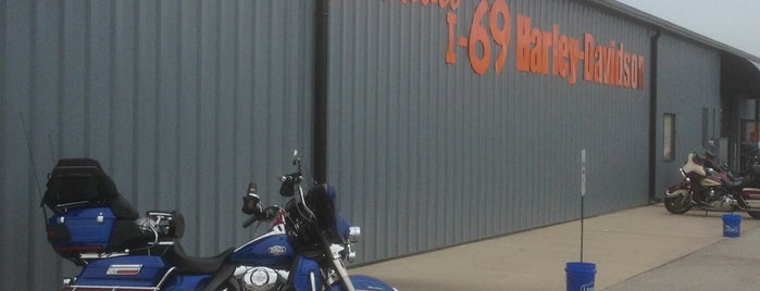 Harley Davidson is one of Tempat yang Disukai Rew.