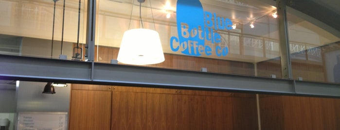 Blue Bottle Coffee is one of Bay Area coffee shops that are not Starbucks.