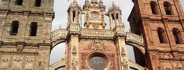 Catedral de Astorga is one of Pedro : понравившиеся места.