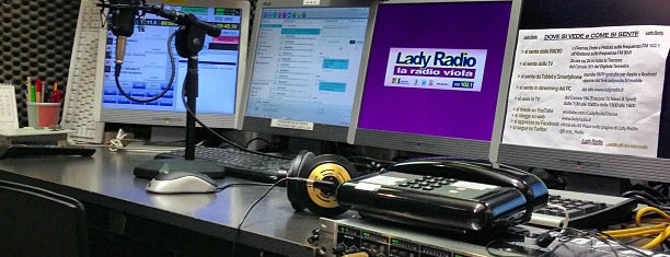 Lady Radio is one of andtrapさんのお気に入りスポット.