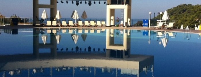 Orka Sunlife Resort & Spa is one of Posti che sono piaciuti a S      Y.