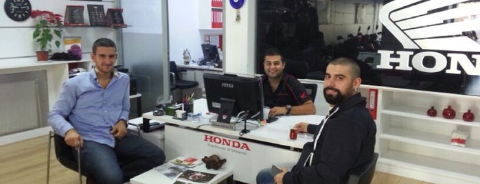 Honda Motosiklet Esengül is one of Ulas'ın Beğendiği Mekanlar.